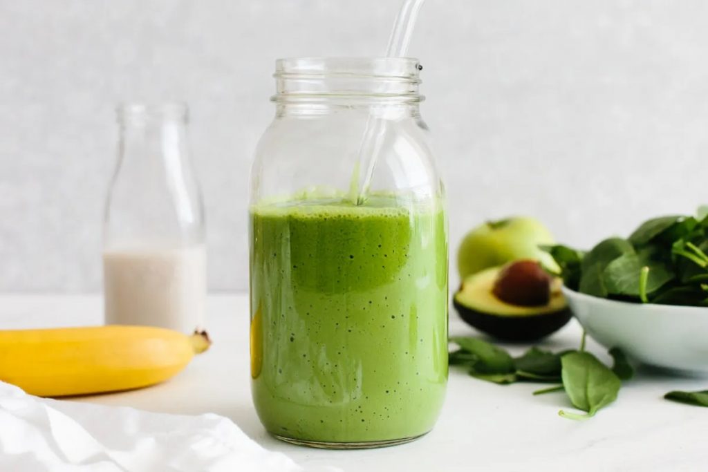 Green Smoothie Best Vegan Breakfast Ideas